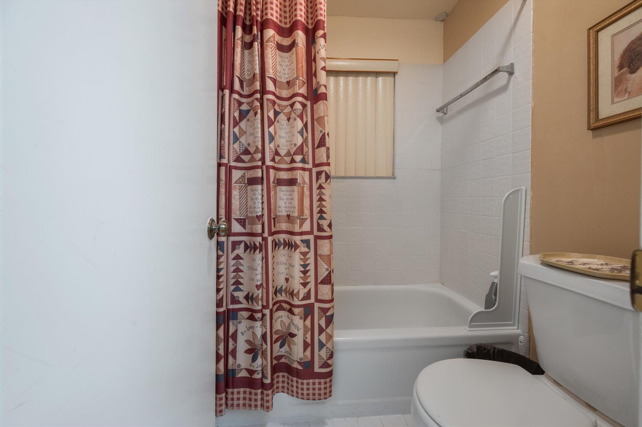 STRATHMORE GATE I UNIT ON - Residential