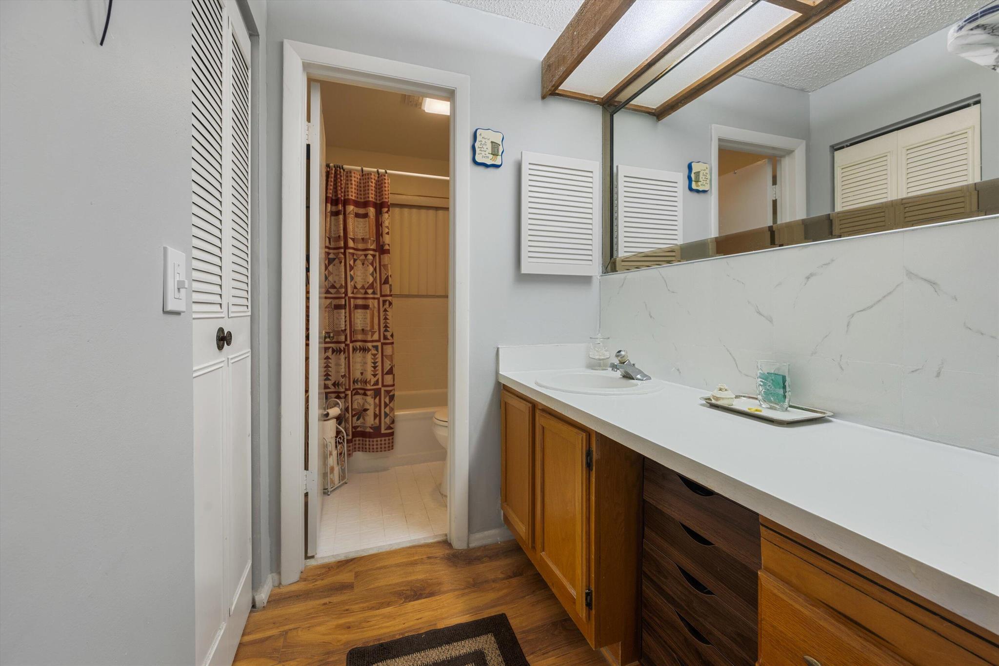 STRATHMORE GATE I UNIT ON - Residential