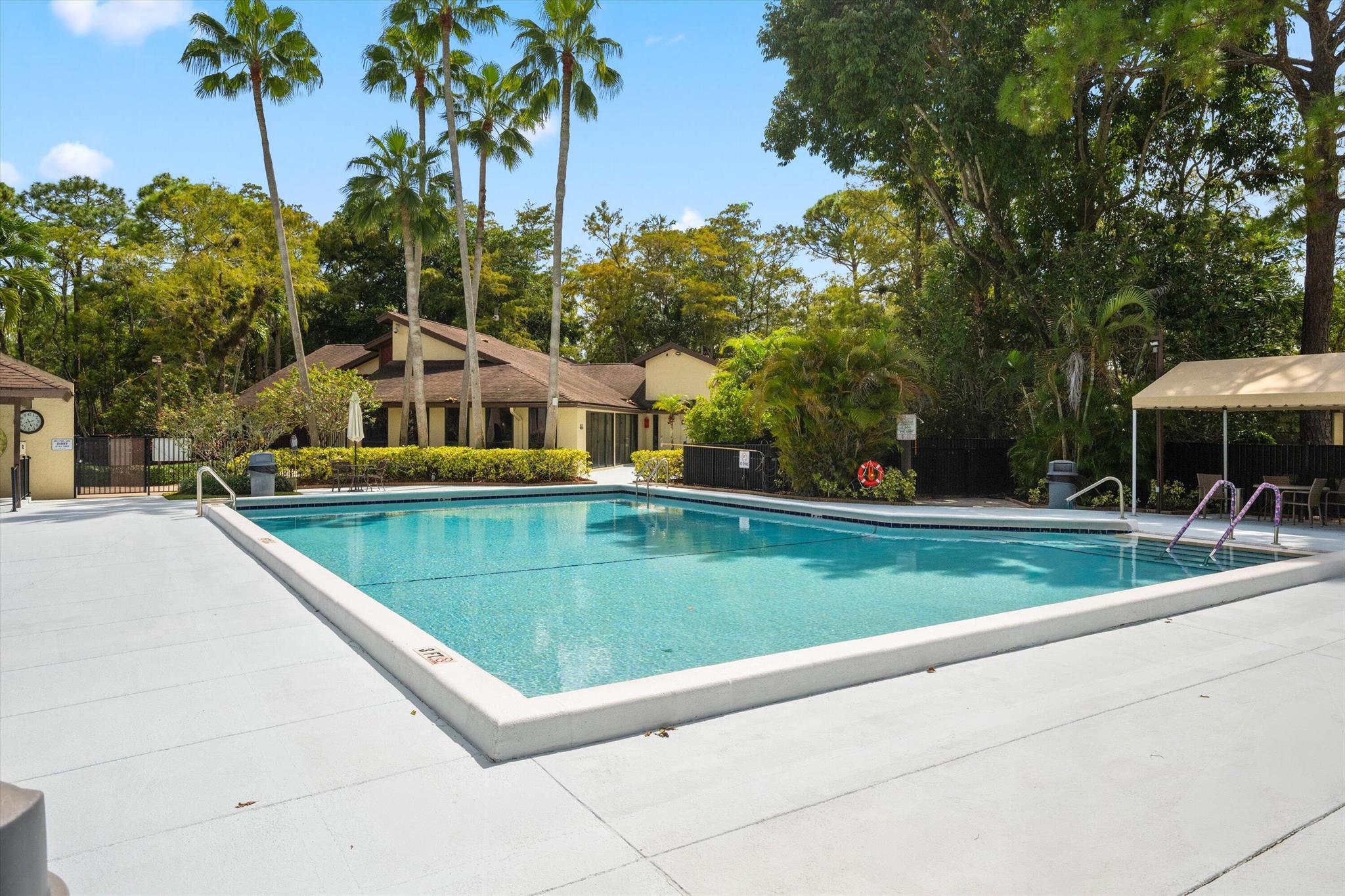 STRATHMORE GATE I UNIT ON - Residential