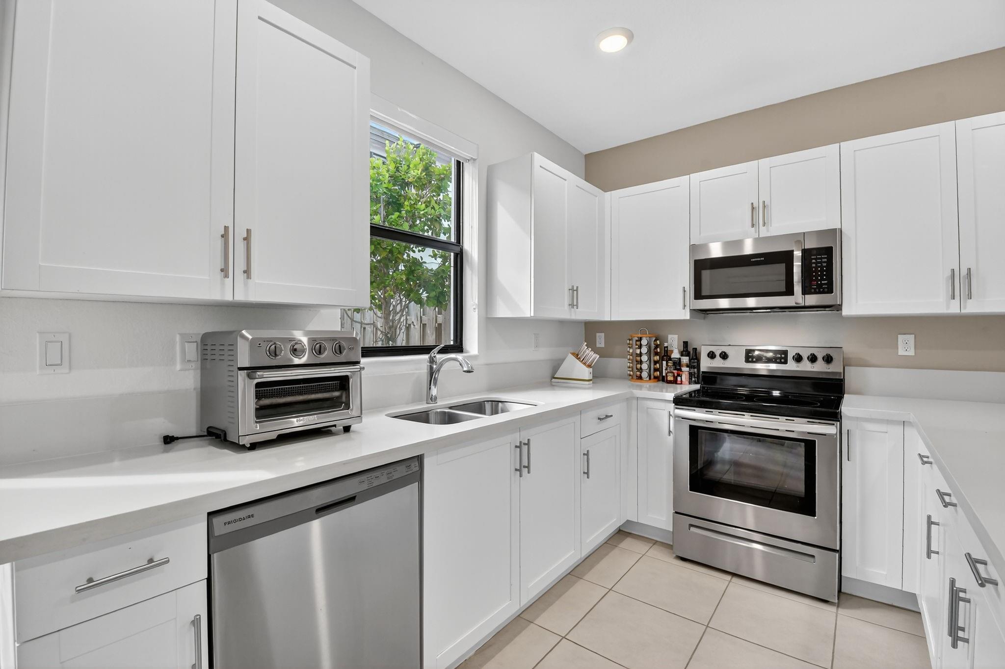 The Edge on 20th - Residential