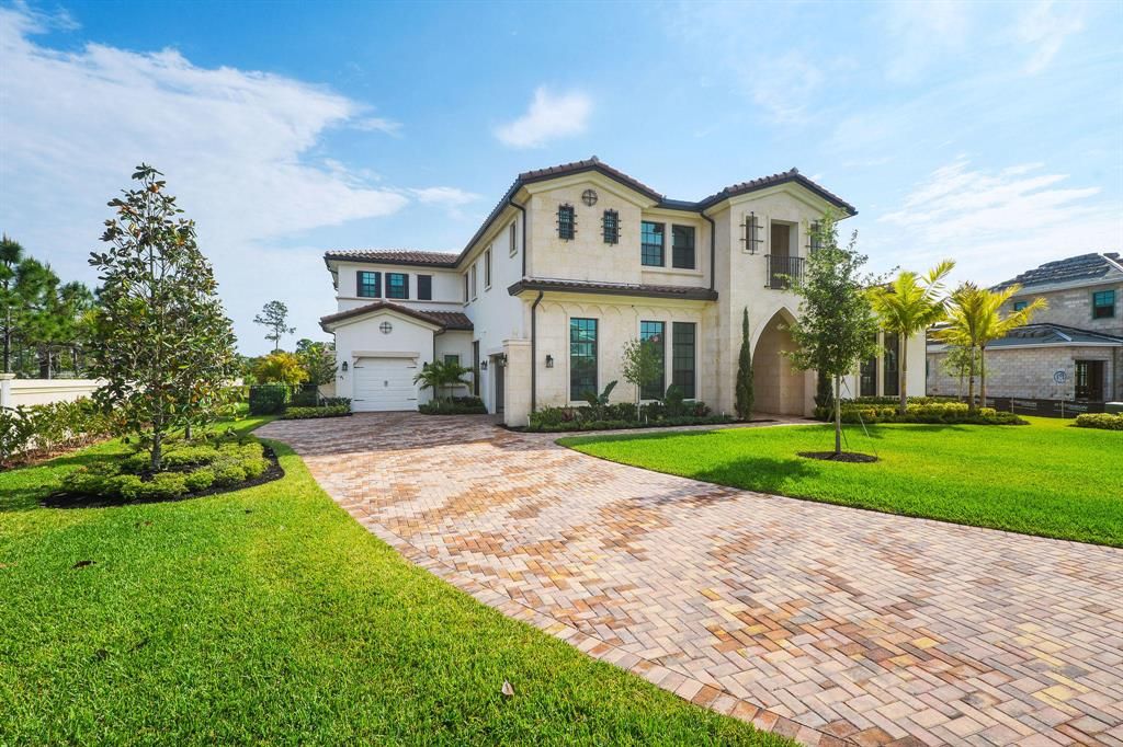 Photo of 19712 SE Gallberry Drive, Jupiter, FL 33458 (MLS # R10709887)