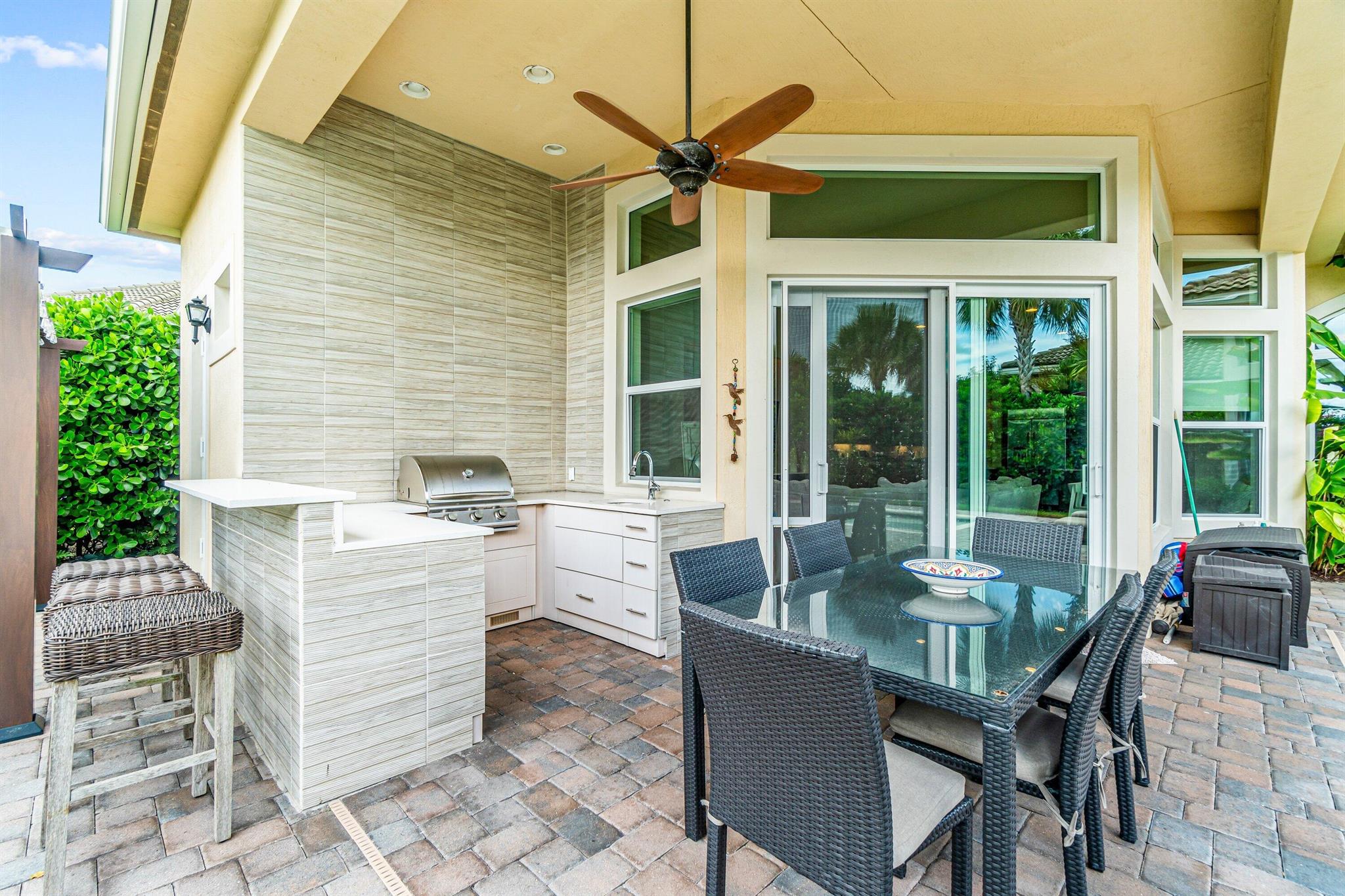 JUPITER COUNTRY CLUB - Residential Lease