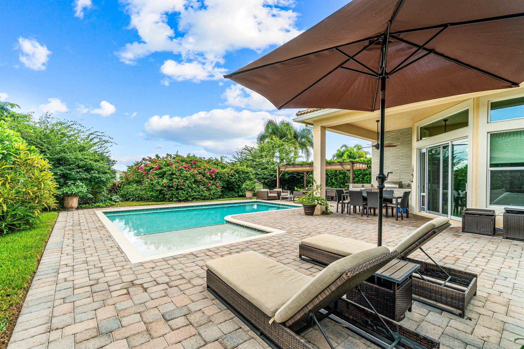 JUPITER COUNTRY CLUB - Residential Lease