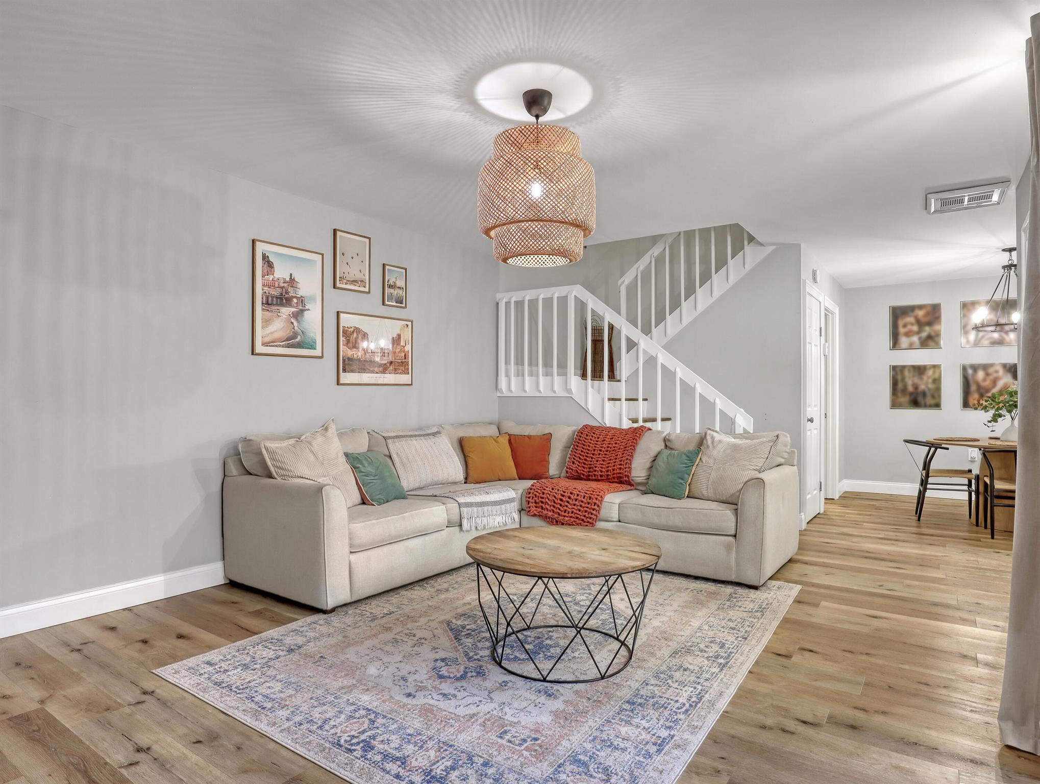 GARDEN LAKES AND GARDEN S - Residential