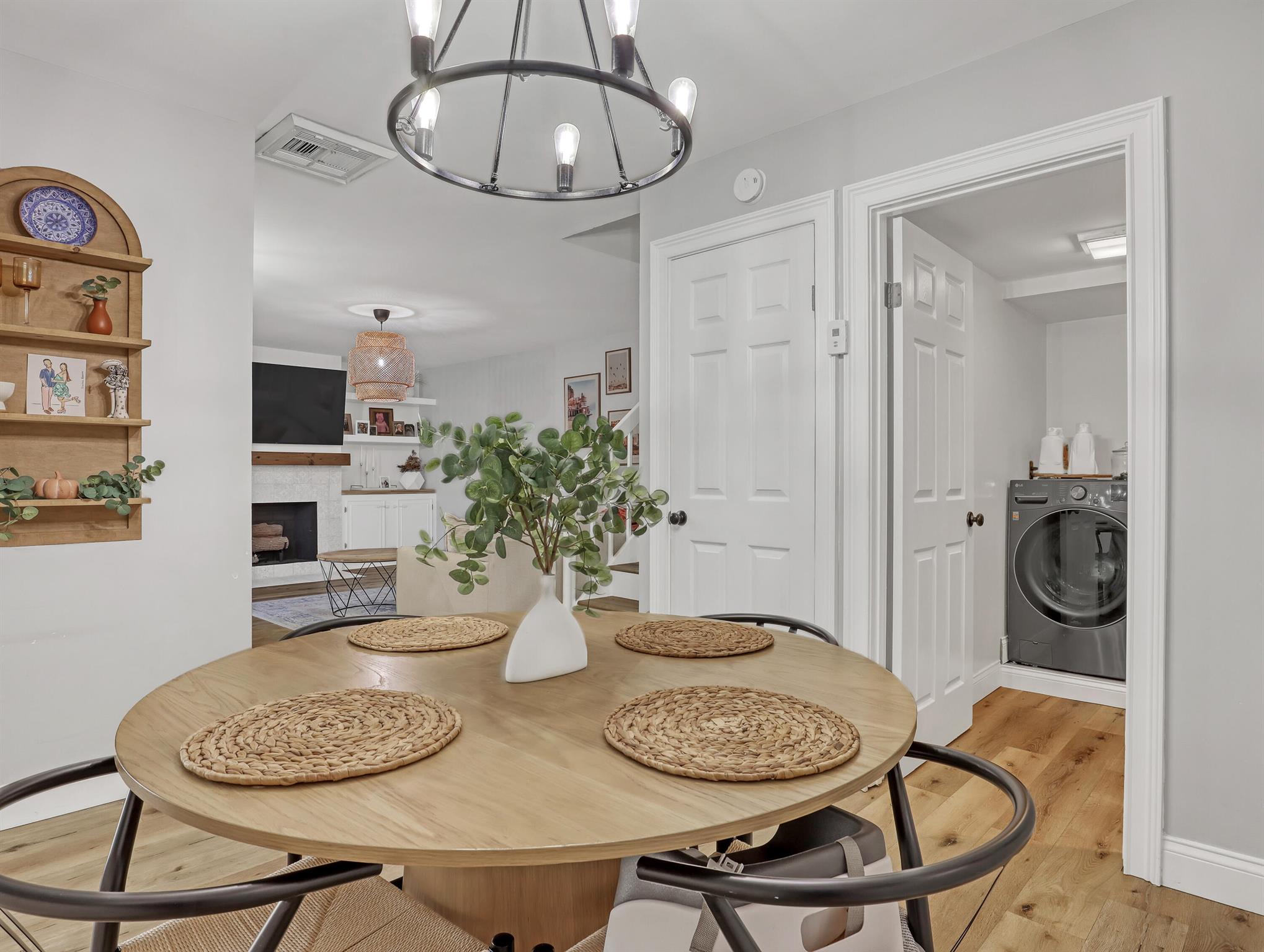 GARDEN LAKES AND GARDEN S - Residential