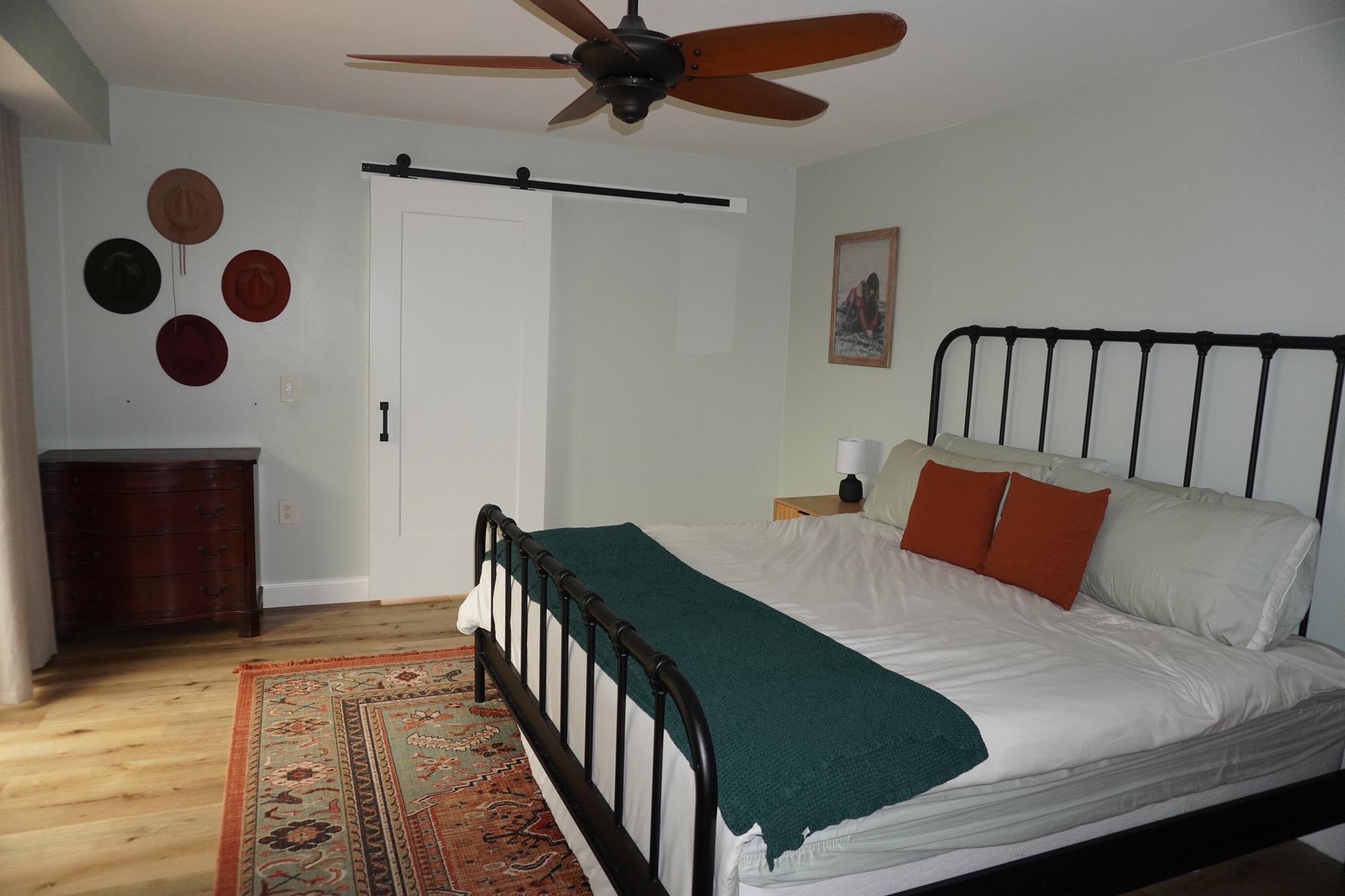 GARDEN LAKES AND GARDEN S - Residential