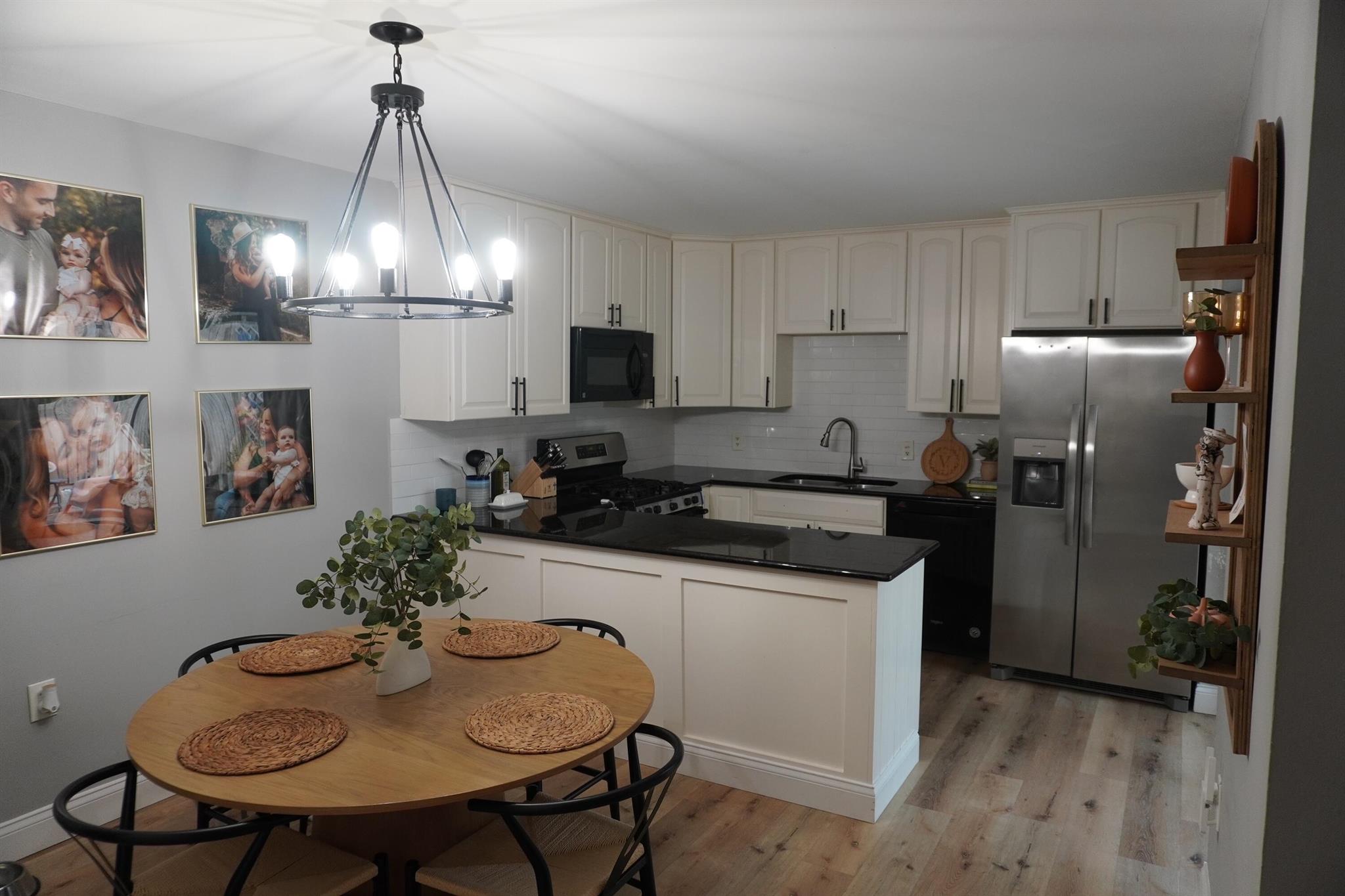 GARDEN LAKES AND GARDEN S - Residential