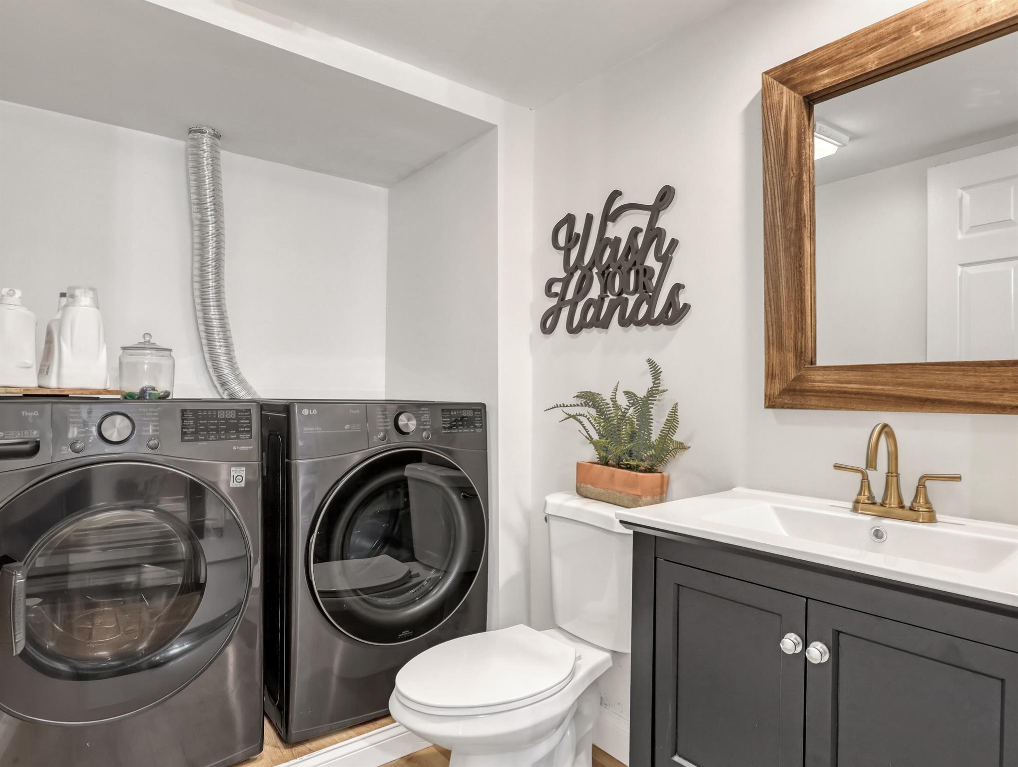 GARDEN LAKES AND GARDEN S - Residential