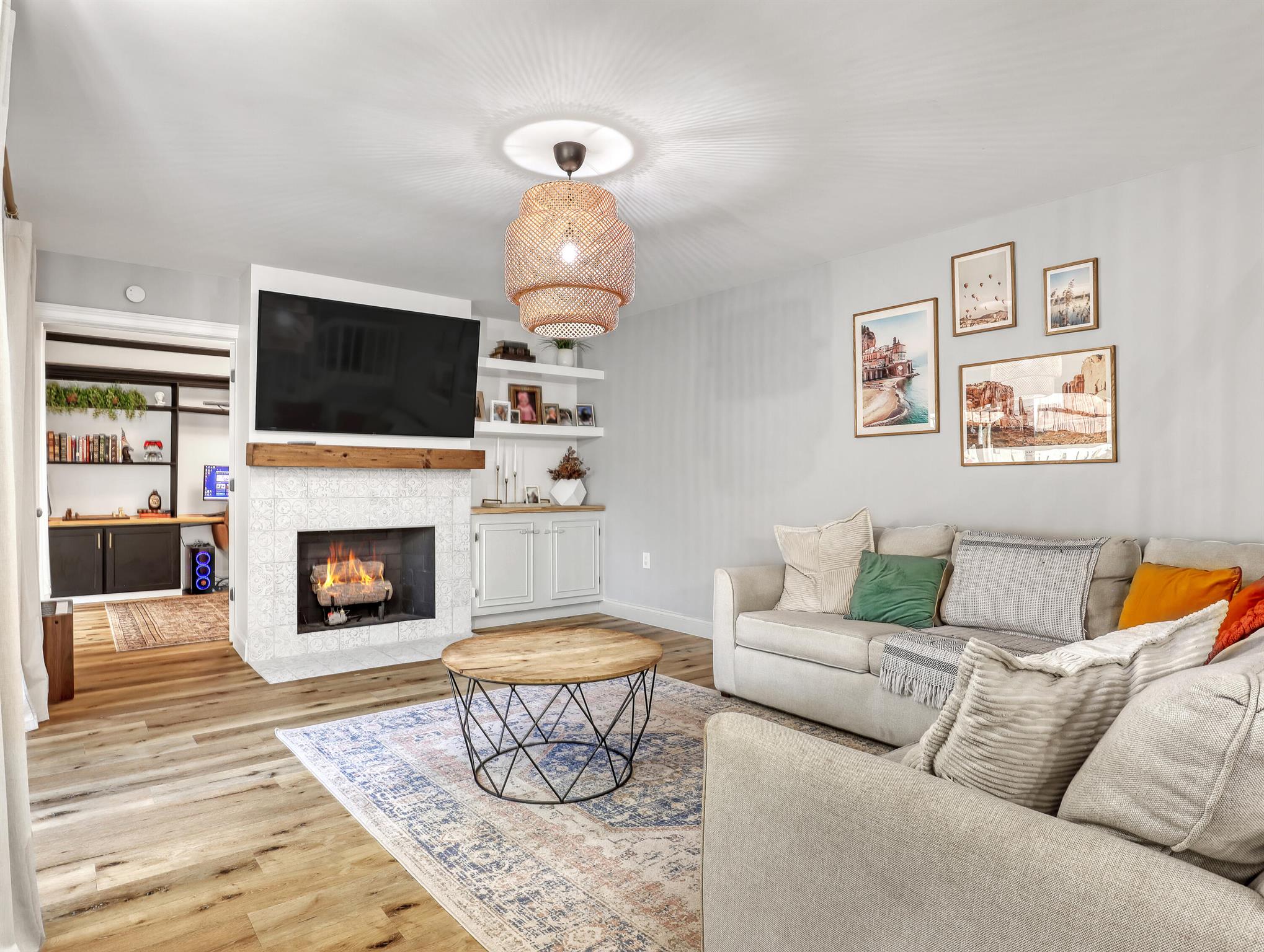 GARDEN LAKES AND GARDEN S - Residential