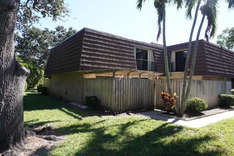 Photo of 1415 14th Lane, Palm Beach Gardens, FL 33418 (MLS # R11136708) Photo of 1415 14th Lane, Palm Beach Gardens, FL 33418 (MLS # R11136708)