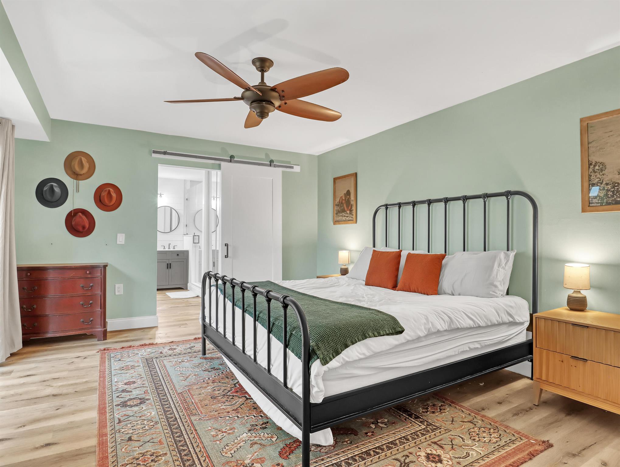 GARDEN LAKES AND GARDEN S - Residential