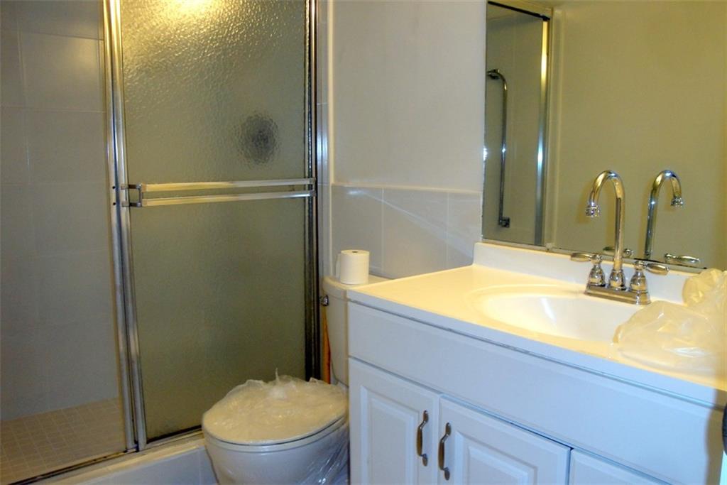 Oakbrook Village - Residential