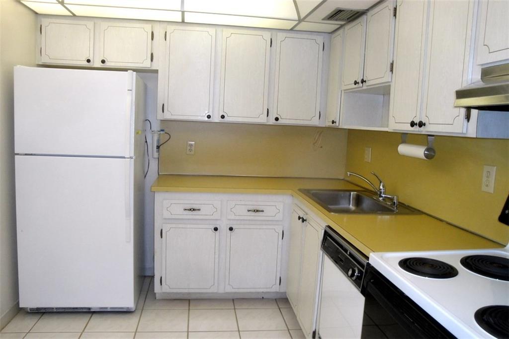 Oakbrook Village - Residential