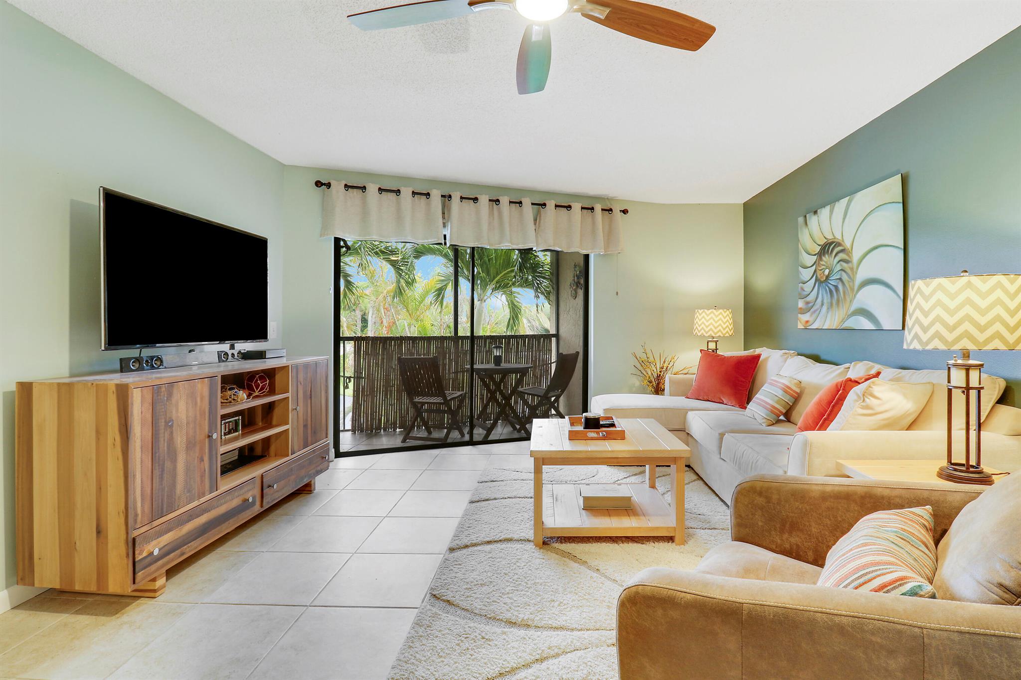 SAVANNAS CLUB CONDO - Residential