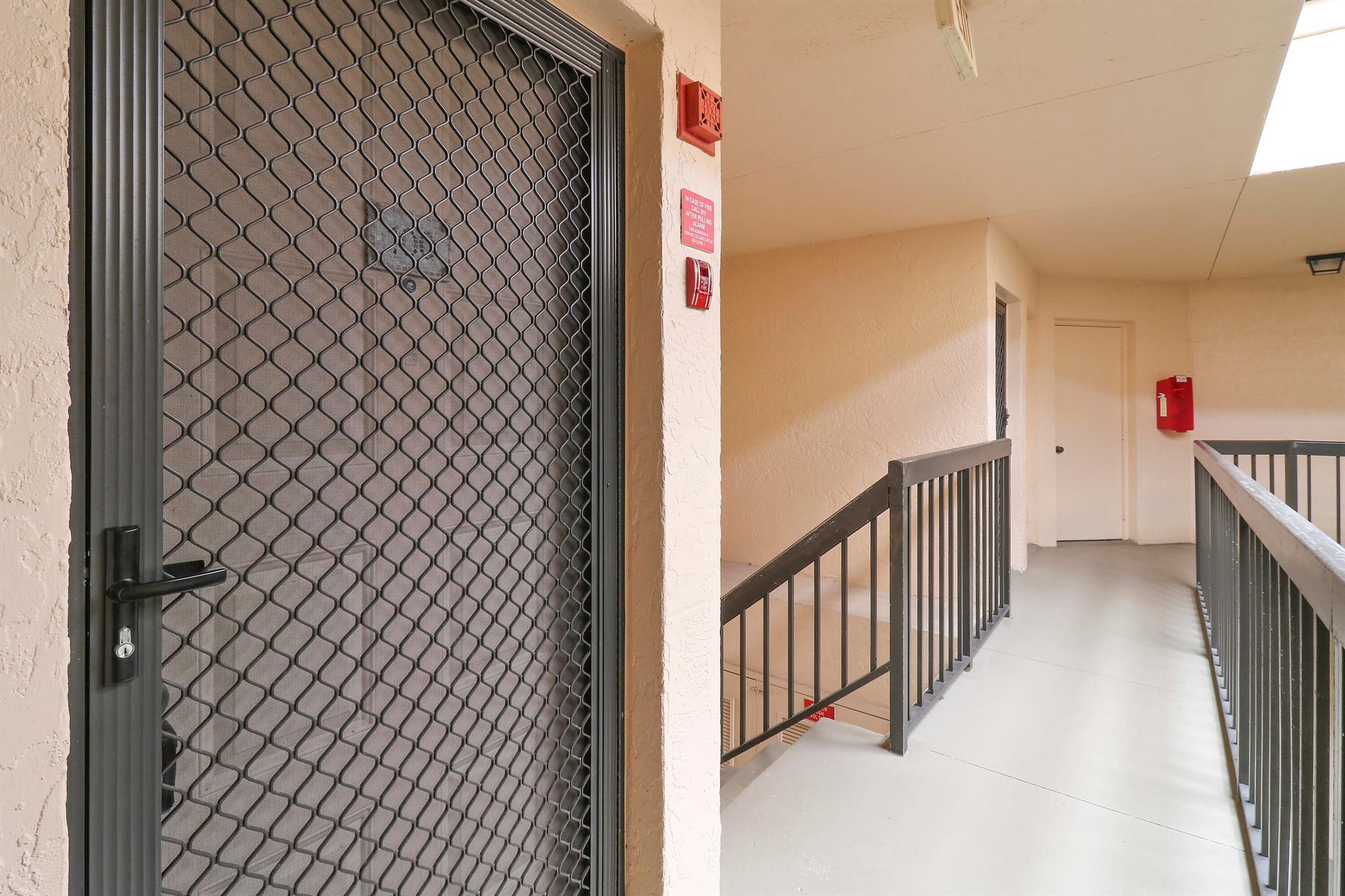 SAVANNAS CLUB CONDO - Residential