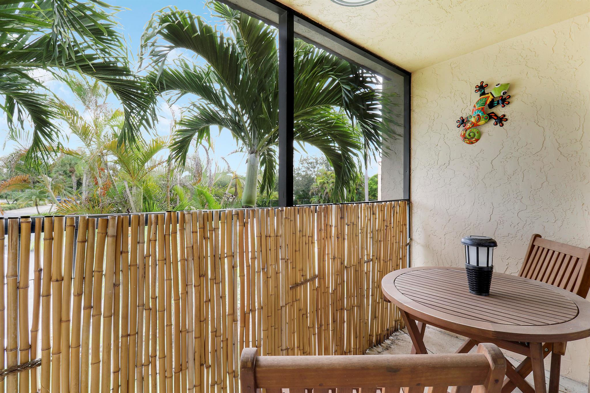 SAVANNAS CLUB CONDO - Residential