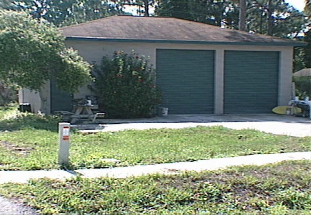 Photo of 866 11th Ct Sw Court SW, Vero Beach, FL 32962 (MLS # R11161994)