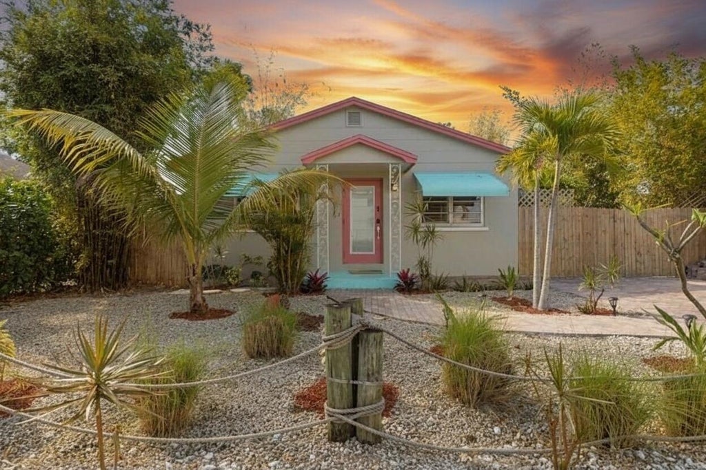 Photo of 101 E 25th Street, West Palm Beach, FL 33404 (MLS # B26082520)