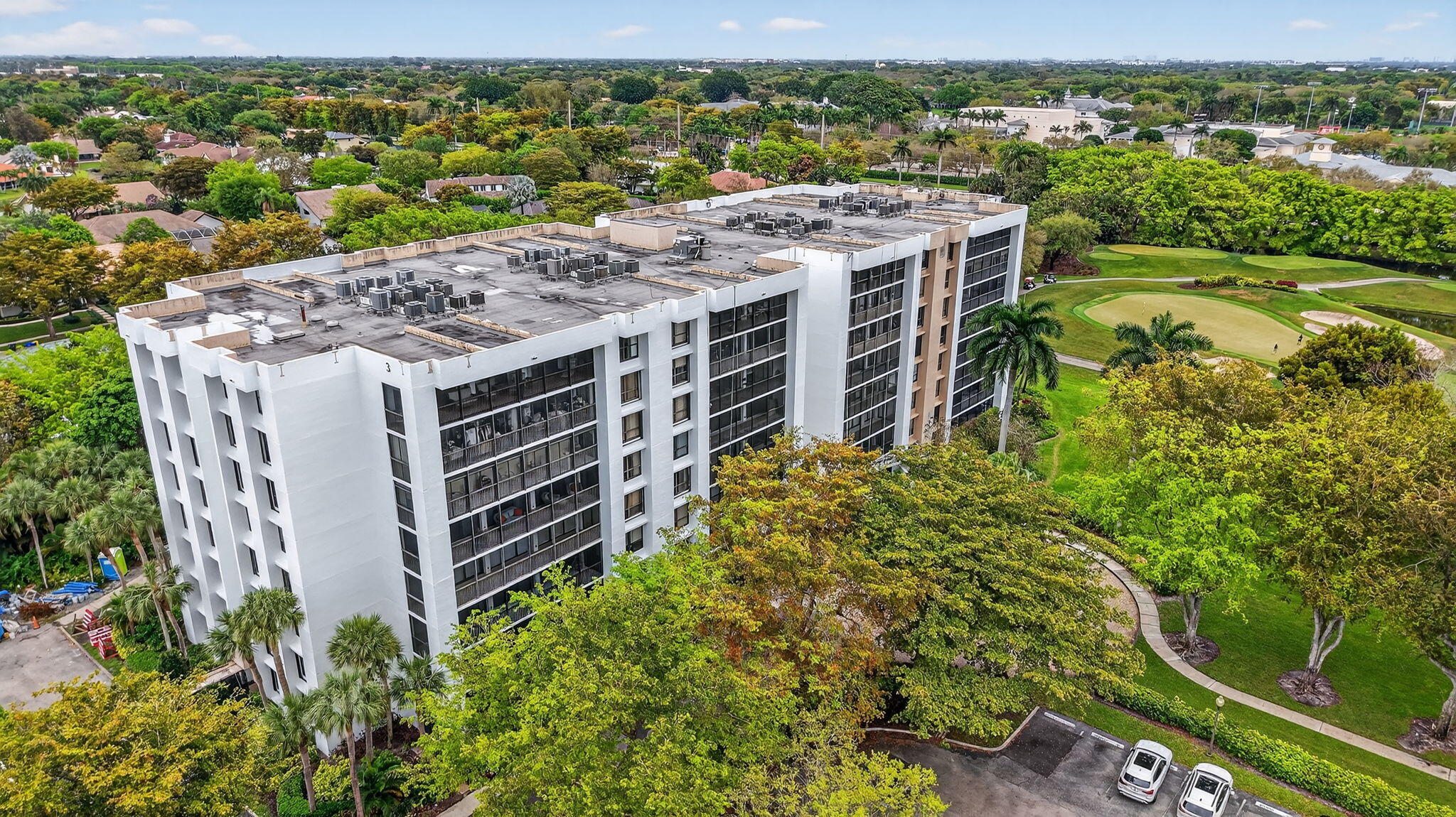 LAUREL OAKS & LAUREL OAKS CONDO - Residential