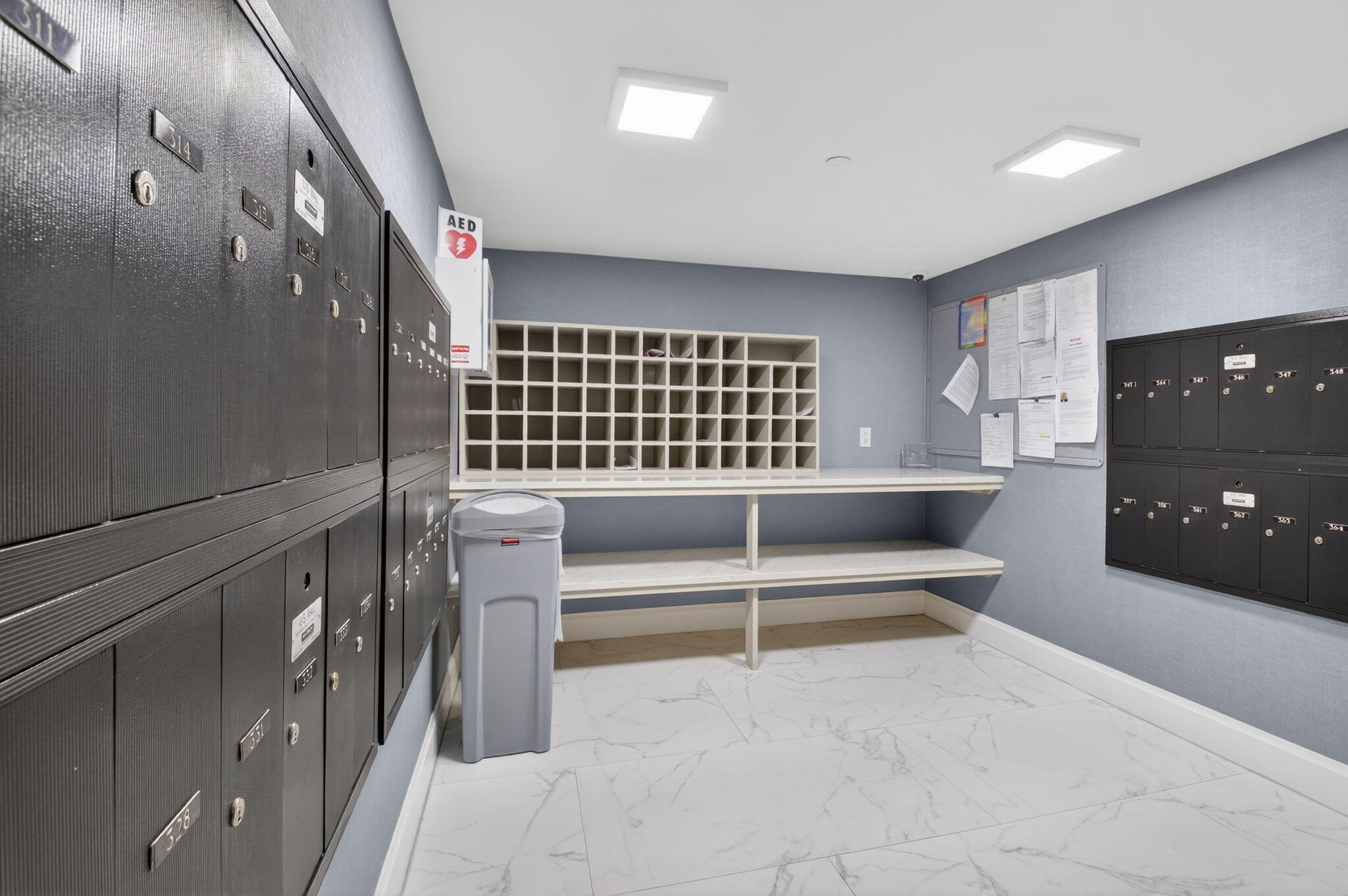 LAUREL OAKS & LAUREL OAKS CONDO - Residential