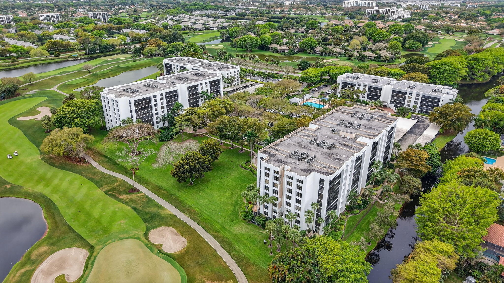 LAUREL OAKS & LAUREL OAKS CONDO - Residential