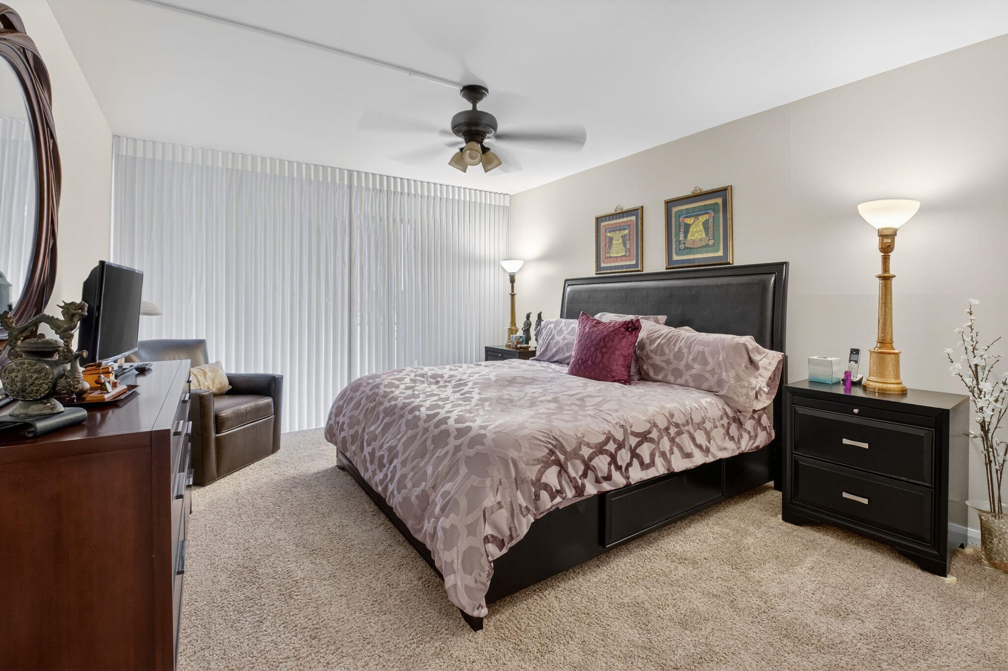 LAUREL OAKS & LAUREL OAKS CONDO - Residential