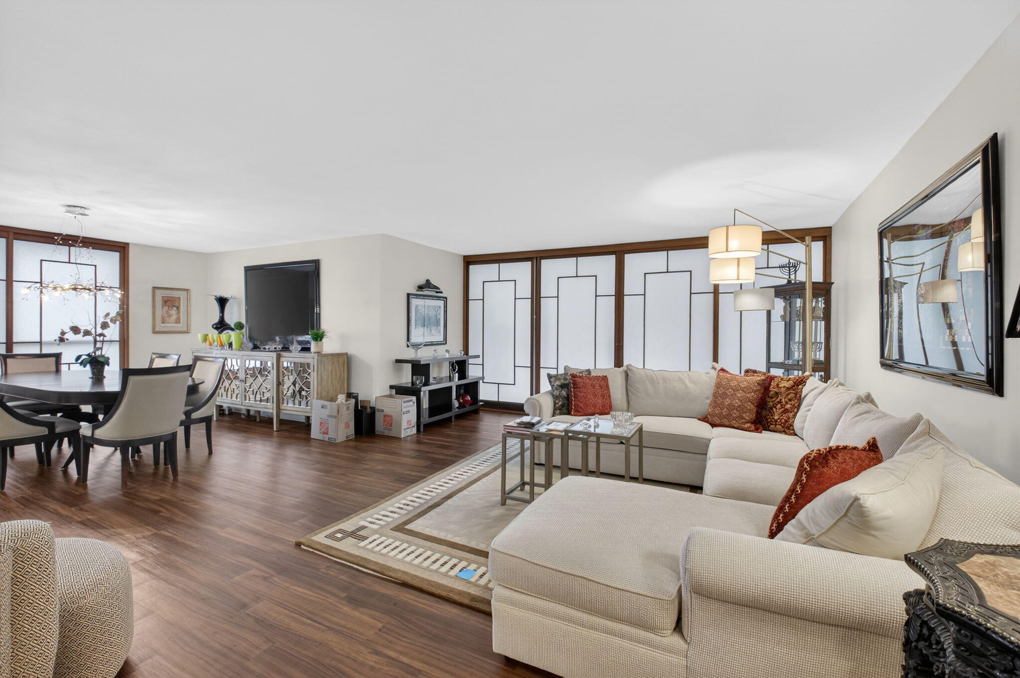 LAUREL OAKS & LAUREL OAKS CONDO - Residential