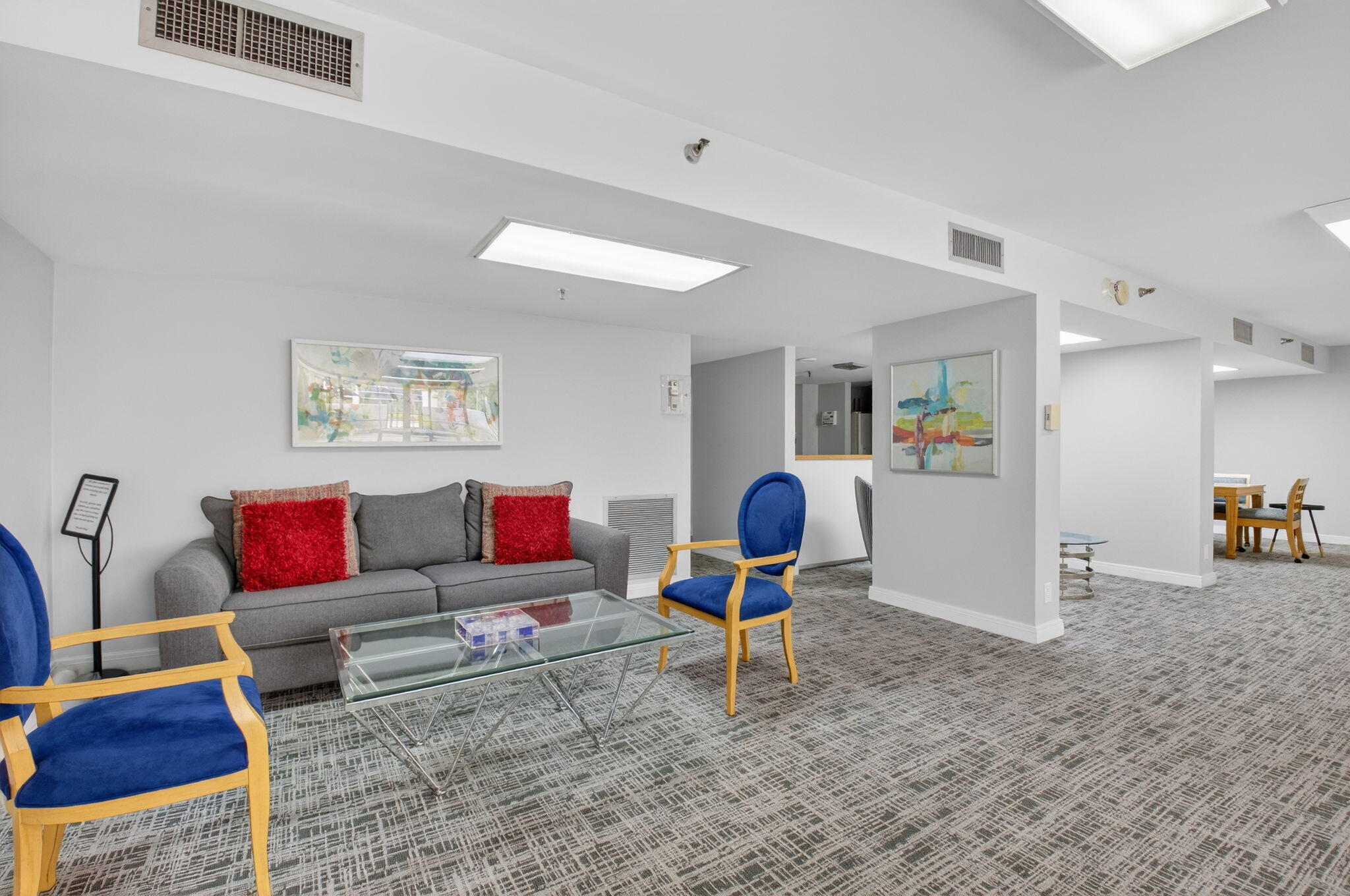 LAUREL OAKS & LAUREL OAKS CONDO - Residential