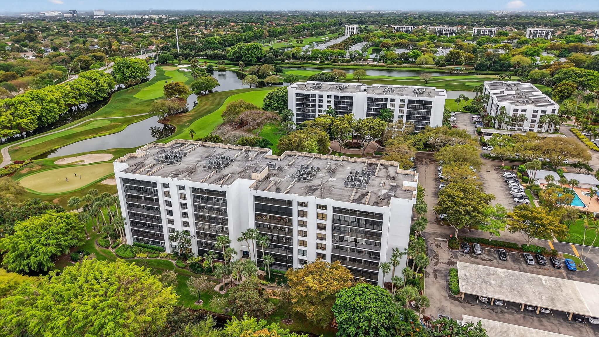 LAUREL OAKS & LAUREL OAKS CONDO - Residential