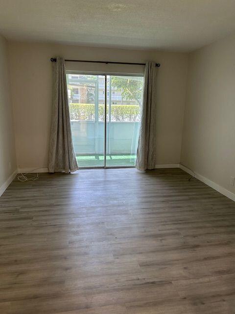 LAKE CLARKE GARDENS CONDO 25 - Residential