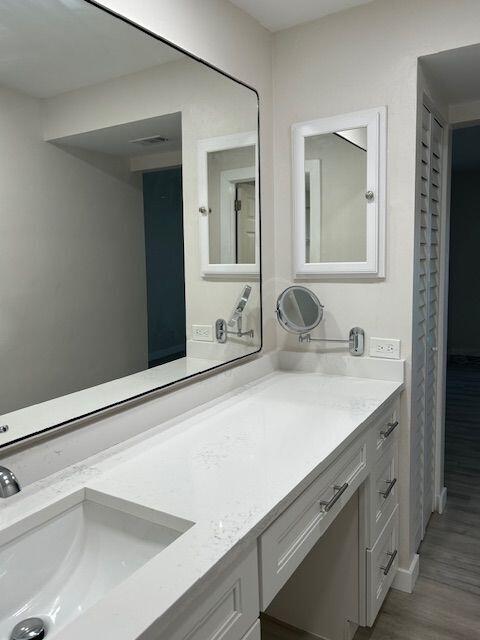 LAKE CLARKE GARDENS CONDO 25 - Residential
