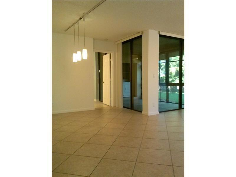 CENTERPOINTE CONDO - Residential Lease