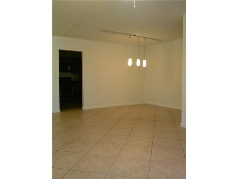 CENTERPOINTE CONDO - Residential Lease