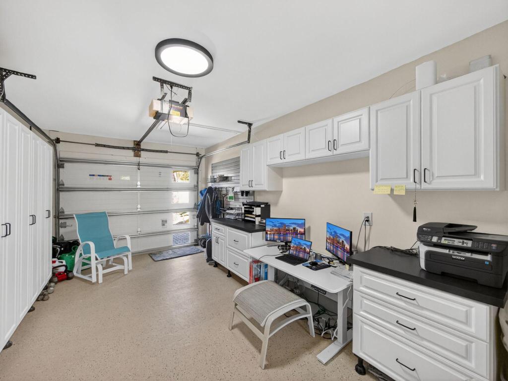 NEWPORT JENSEN (AKA INDIAN RIVER POINT) - Residential