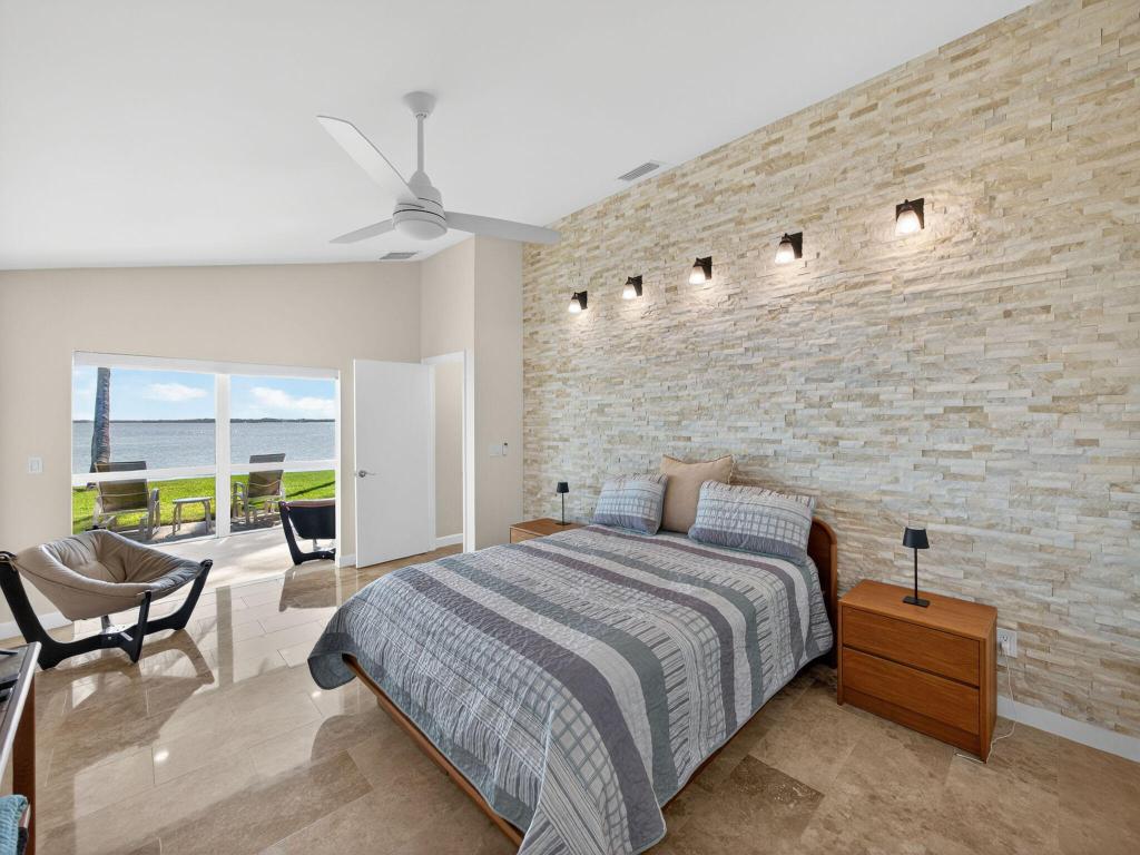 NEWPORT JENSEN (AKA INDIAN RIVER POINT) - Residential