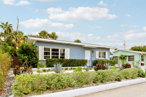 Tiny photo for 24 Douglas Drive, Ocean Ridge, FL 33435 (MLS # B26043462)