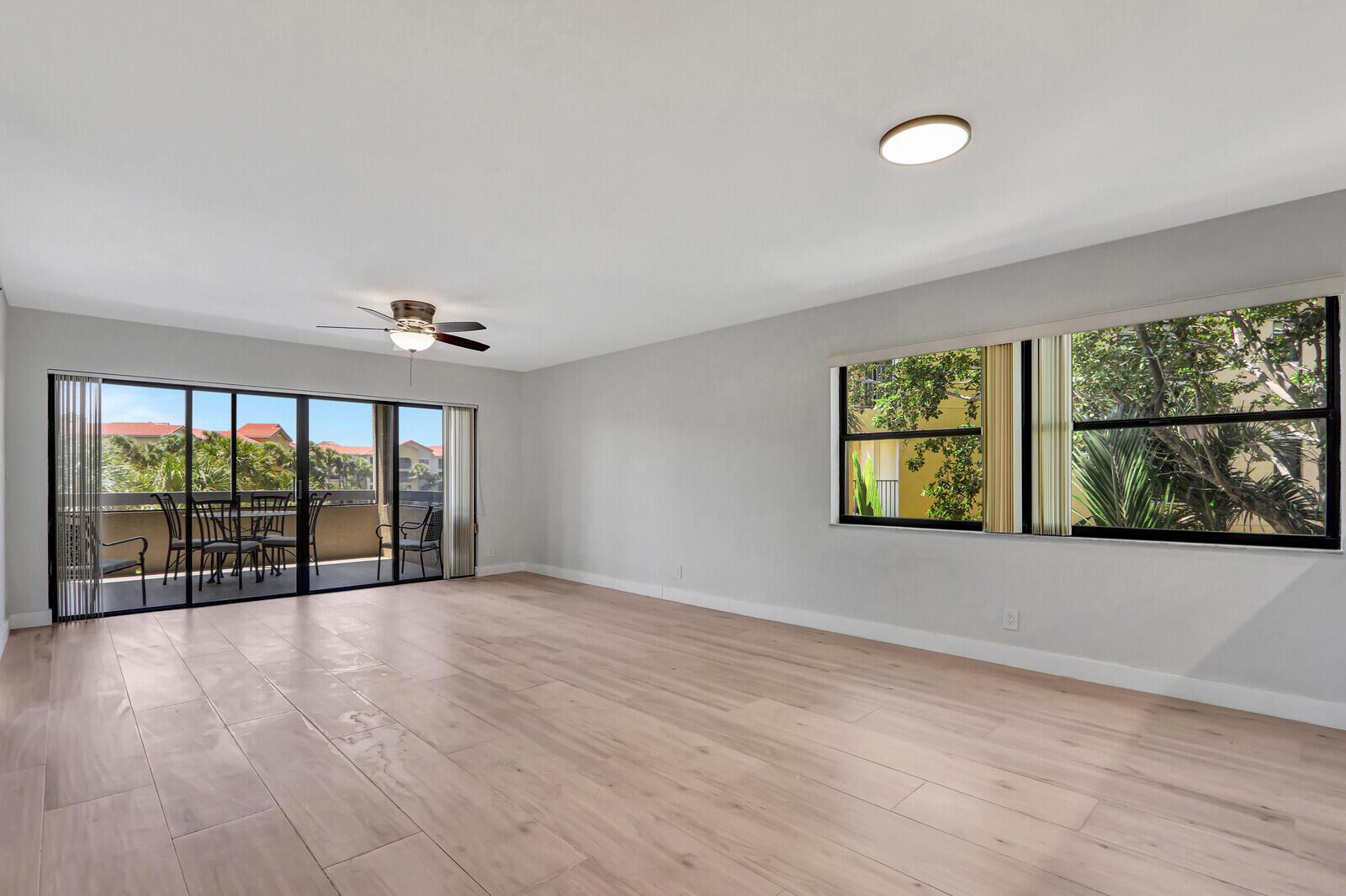 UNO LAGO 7 CONDO - Residential Lease