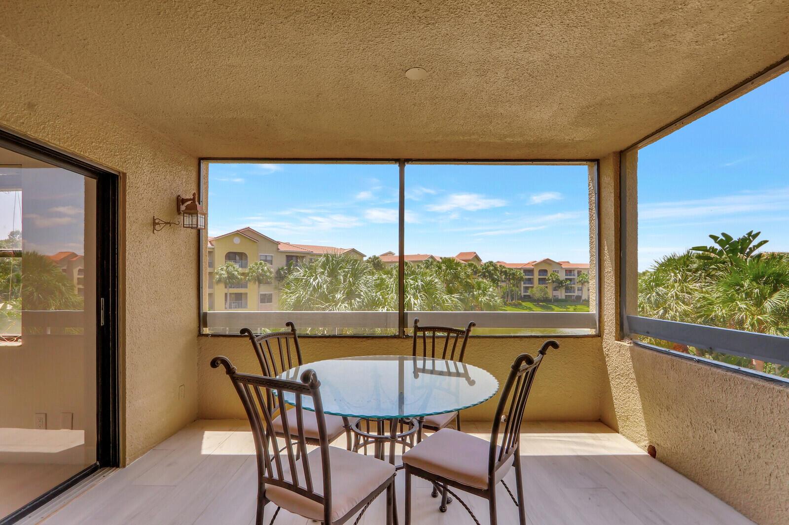 UNO LAGO 7 CONDO - Residential Lease
