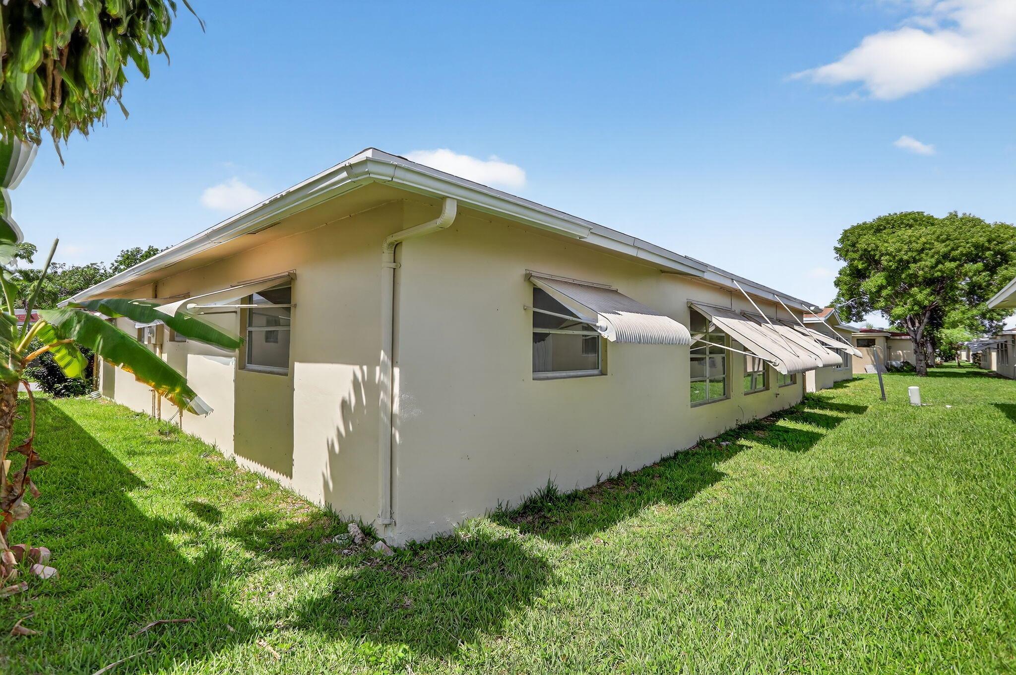 1141 NW 48 Place