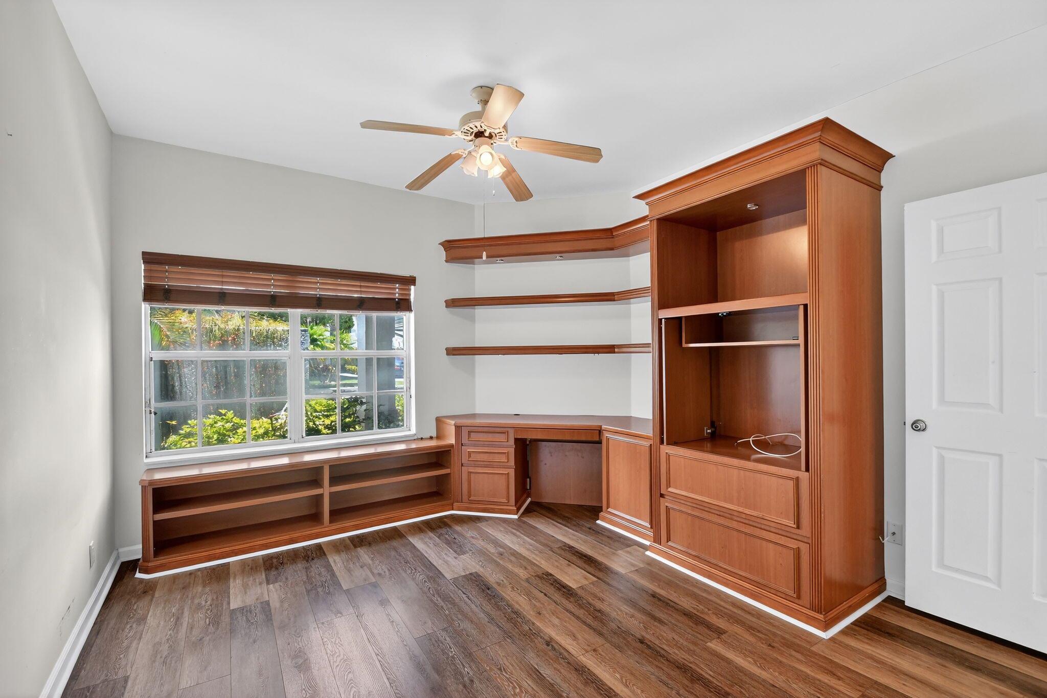 BRIARWOOD AT INDIAN SPRIN - Residential