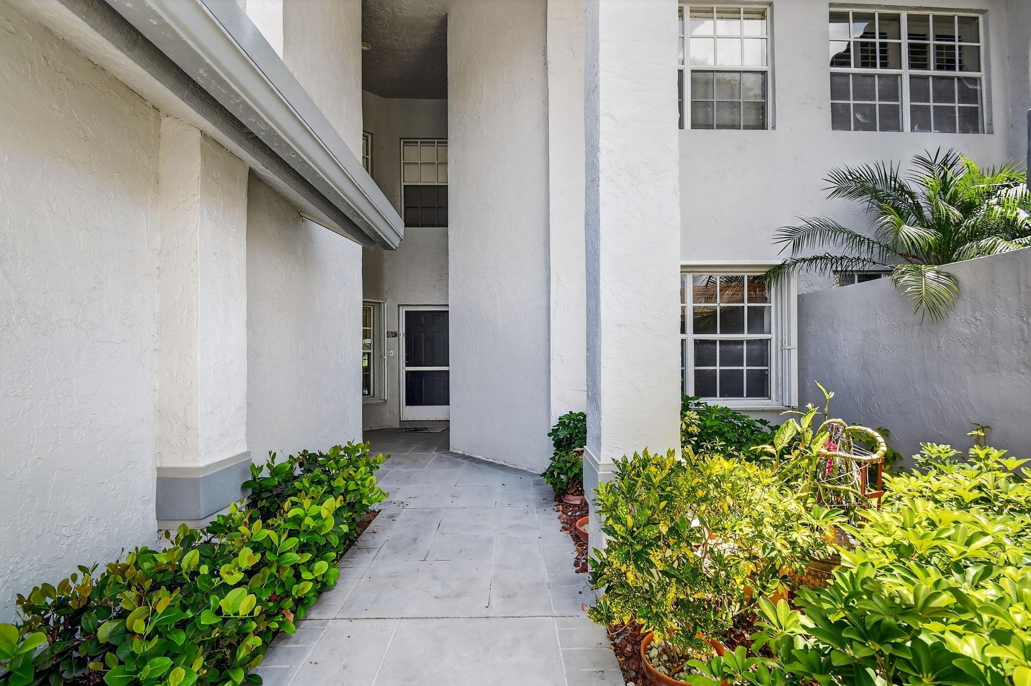 11570 Briarwood Circle 1