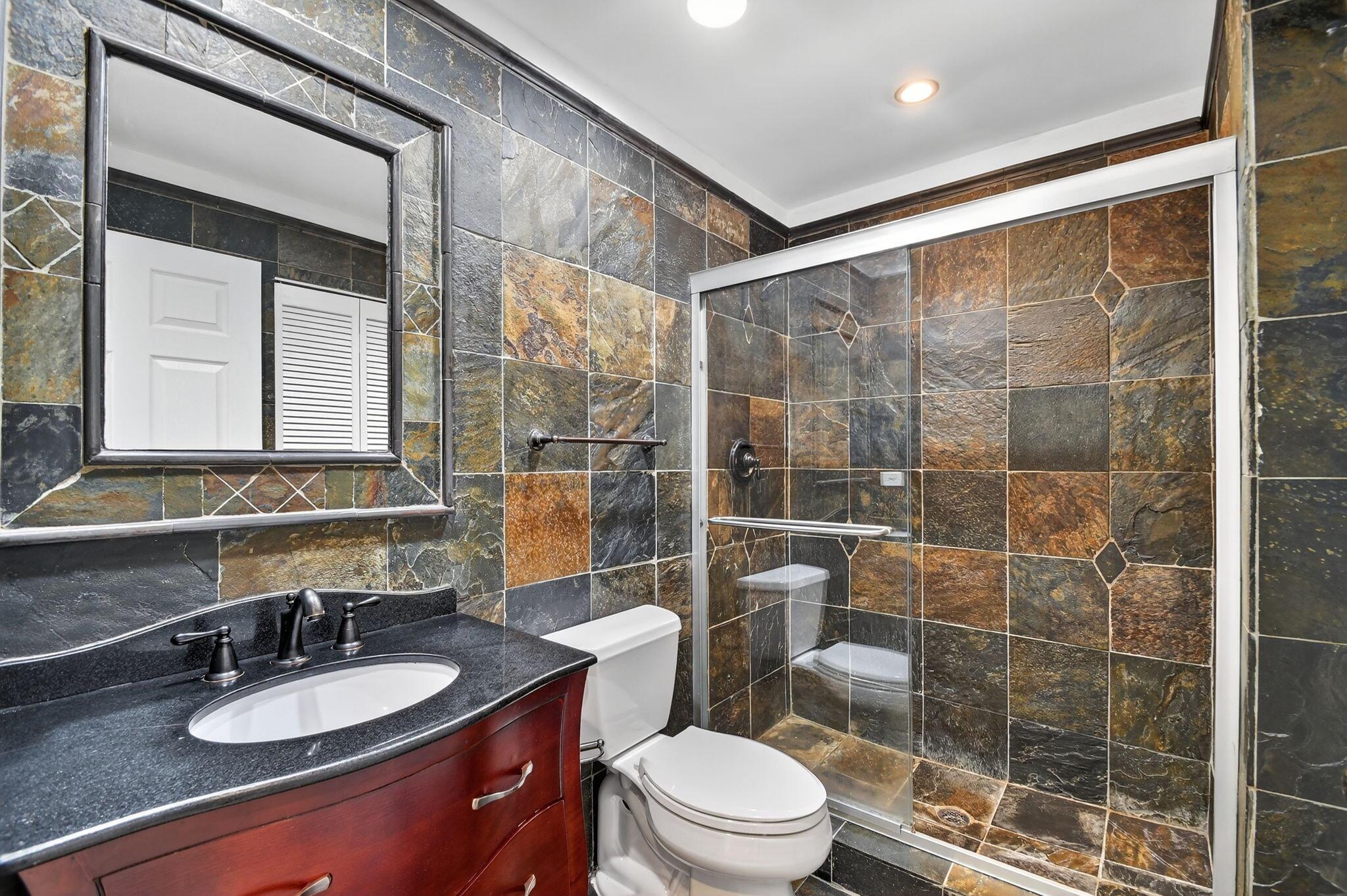 BRIARWOOD AT INDIAN SPRIN - Residential