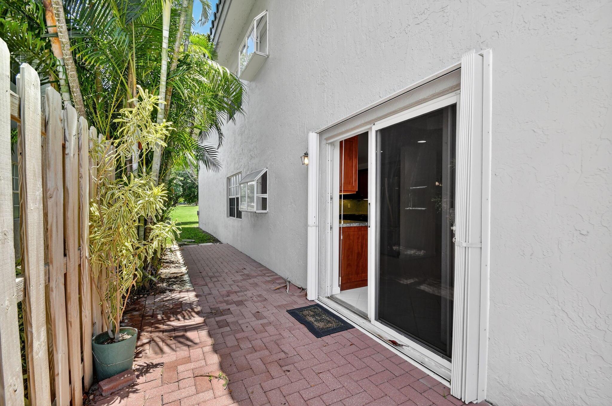 BRIARWOOD AT INDIAN SPRIN - Residential