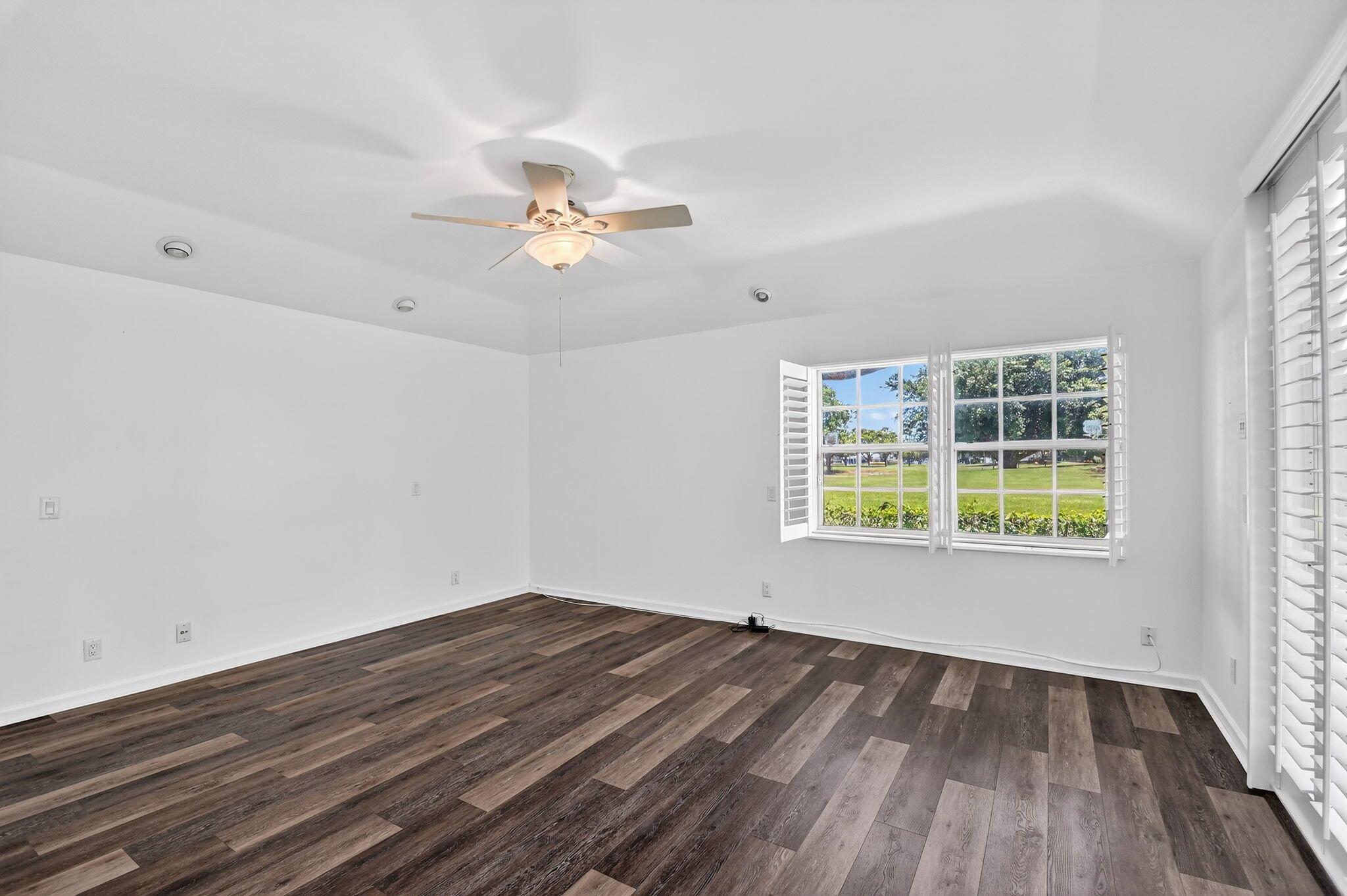 BRIARWOOD AT INDIAN SPRIN - Residential