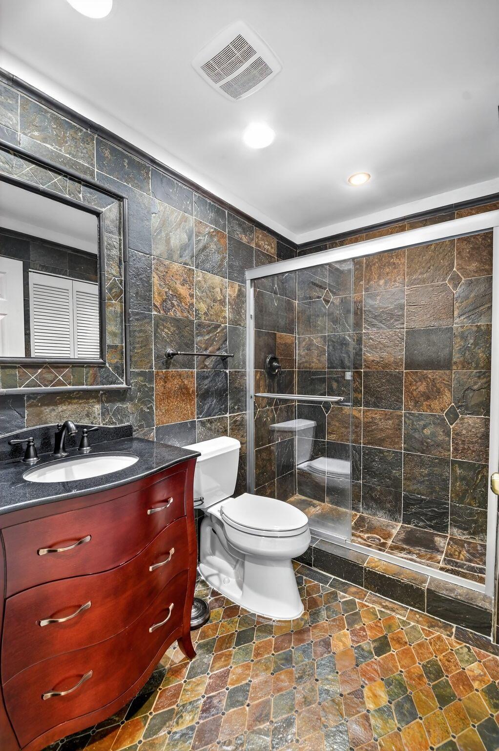 BRIARWOOD AT INDIAN SPRIN - Residential