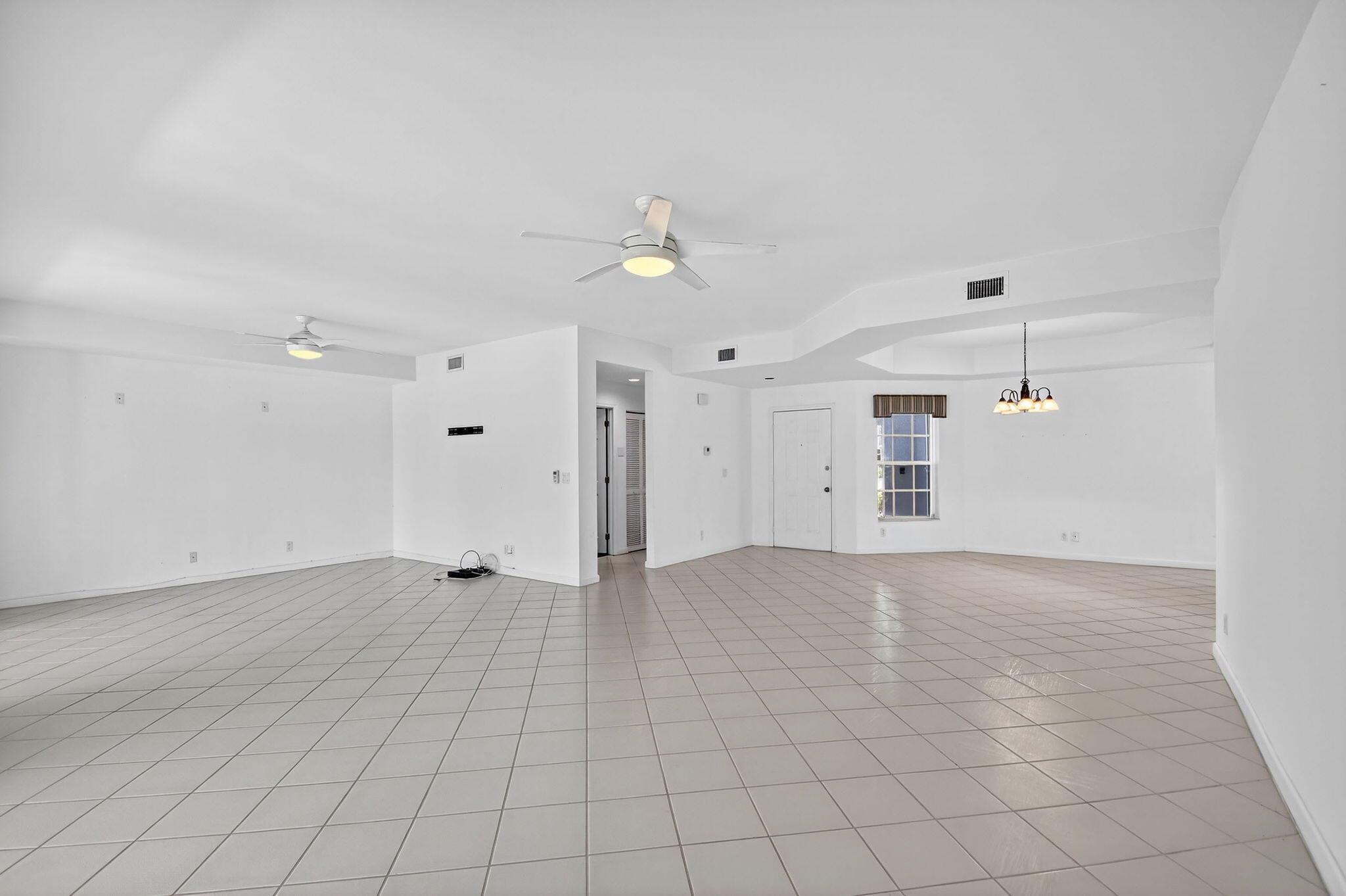 BRIARWOOD AT INDIAN SPRIN - Residential