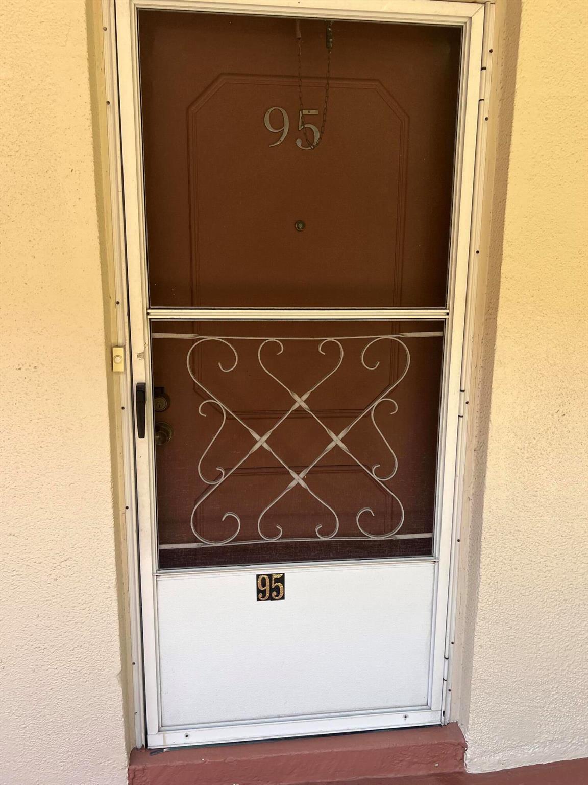 LAKESIDE VILLAGE CONDO 1 - Residential