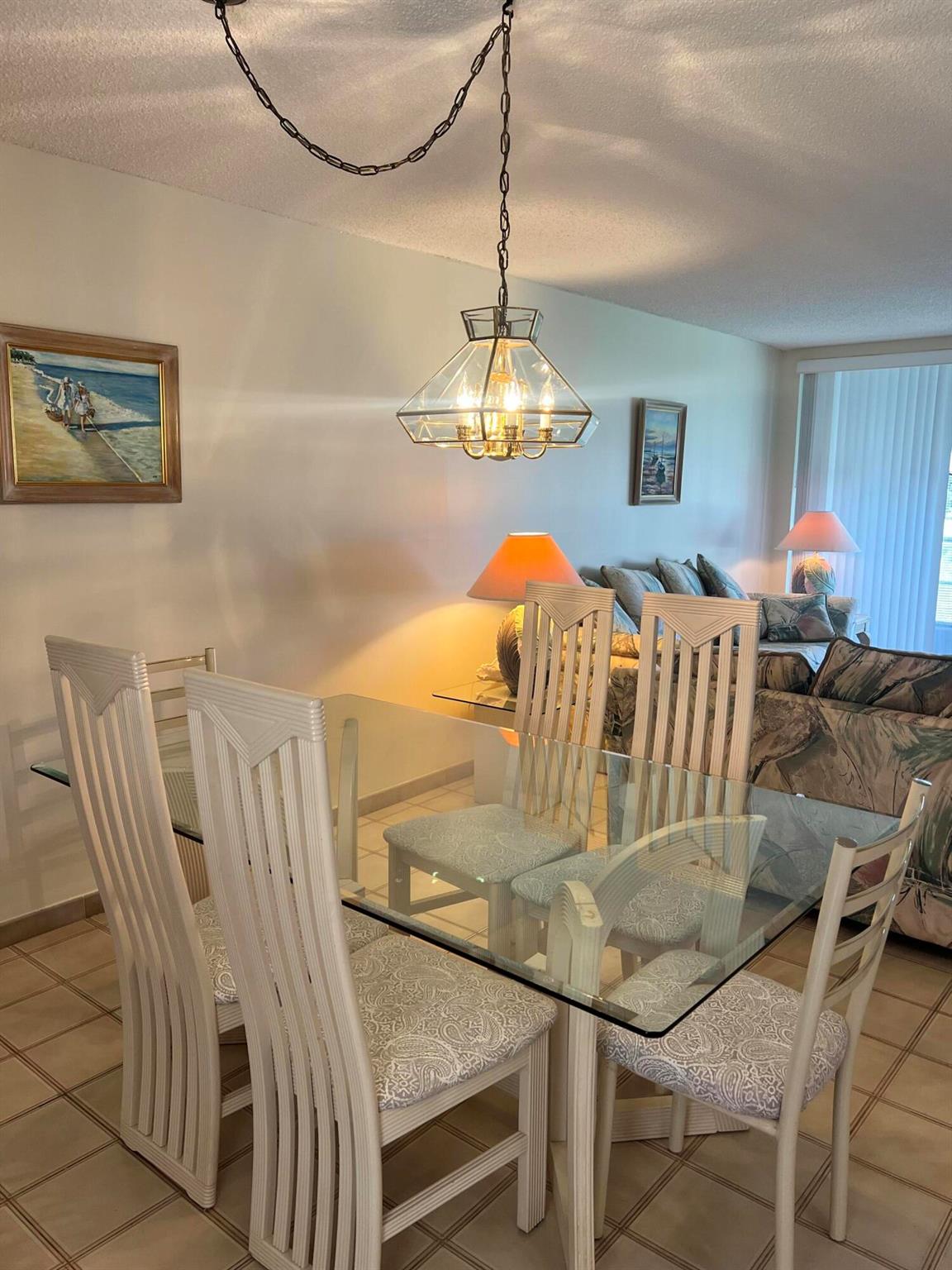 LAKESIDE VILLAGE CONDO 1 - Residential