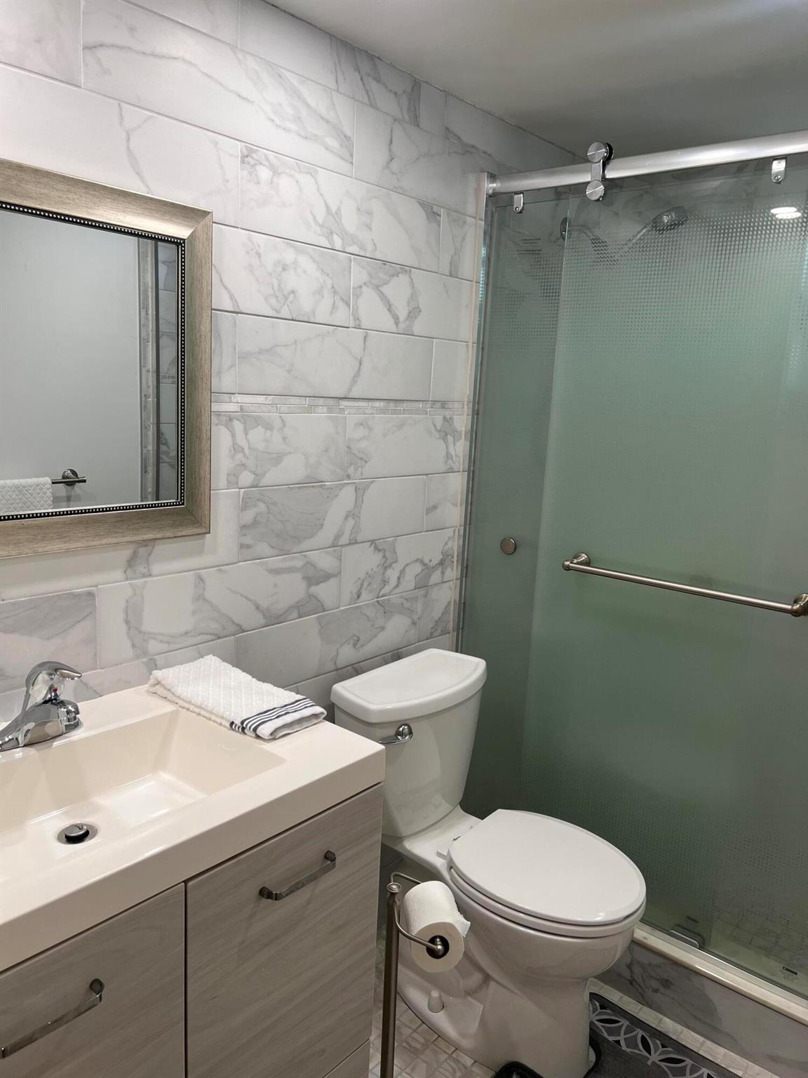 LAKESIDE VILLAGE CONDO 1 - Residential