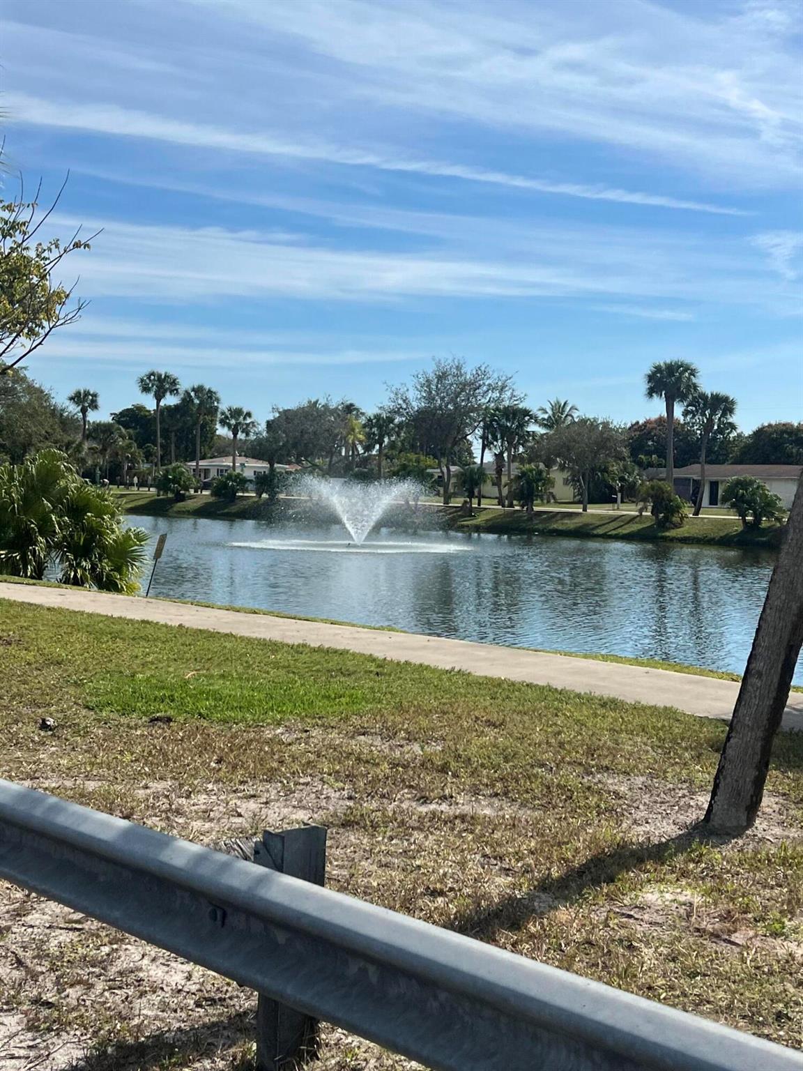 LAKESIDE VILLAGE CONDO 1 - Residential